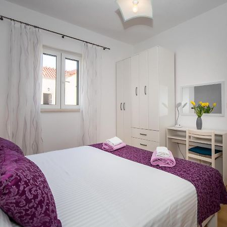Apartmani Filipic Bol Extérieur photo