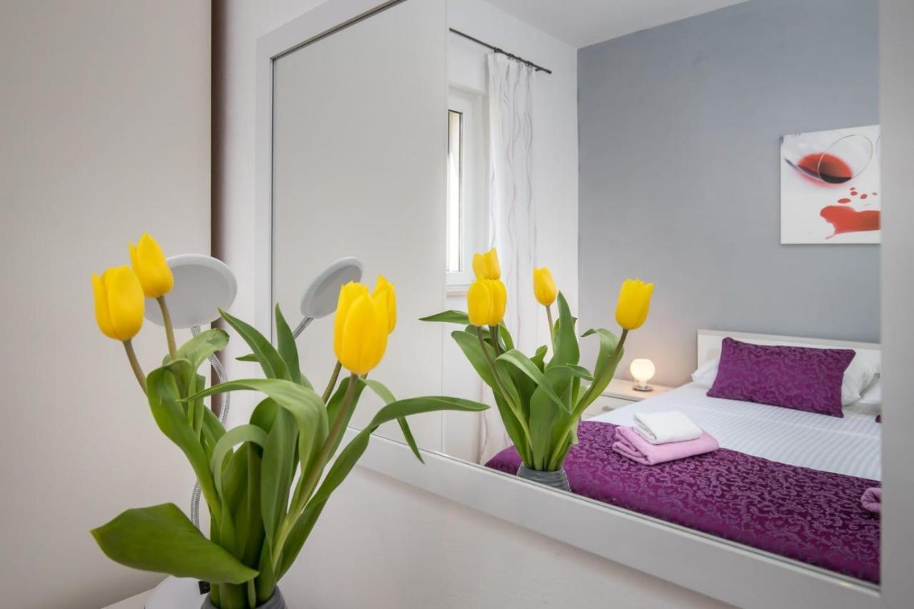 Apartmani Filipic Bol Extérieur photo