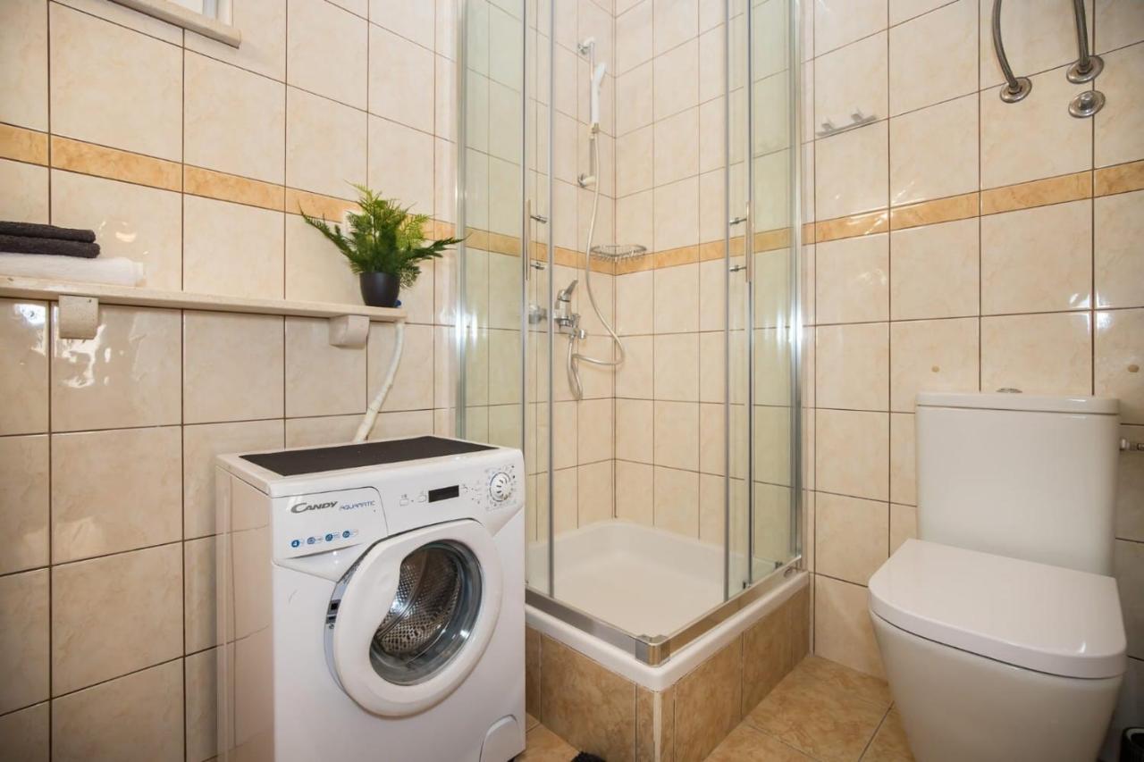Apartmani Filipic Bol Extérieur photo