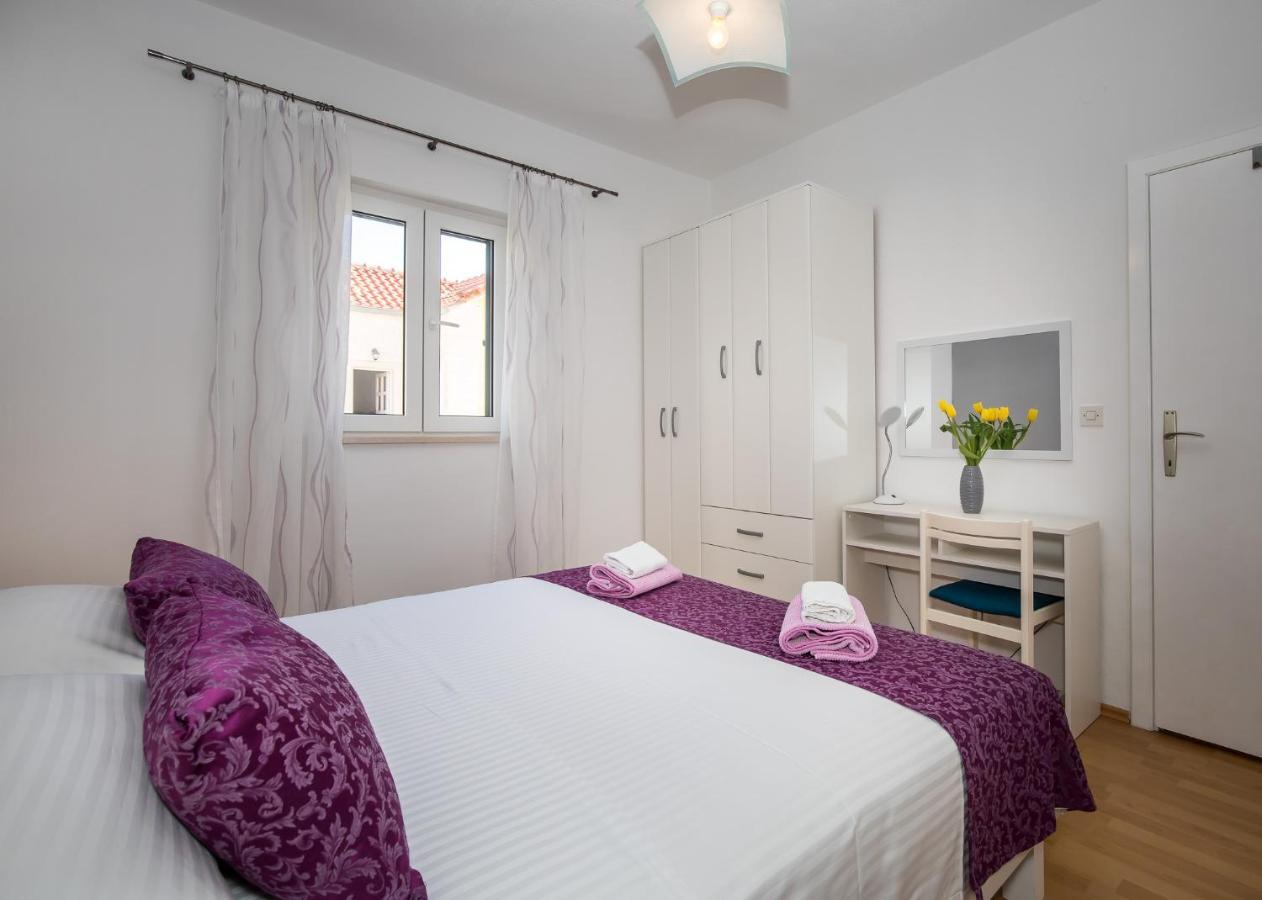 Apartmani Filipic Bol Extérieur photo